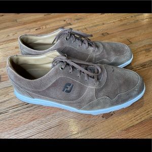 FootJoy Casual Mens Golf Shoe 10.5 Waterproof Spikeless Brown Suede.